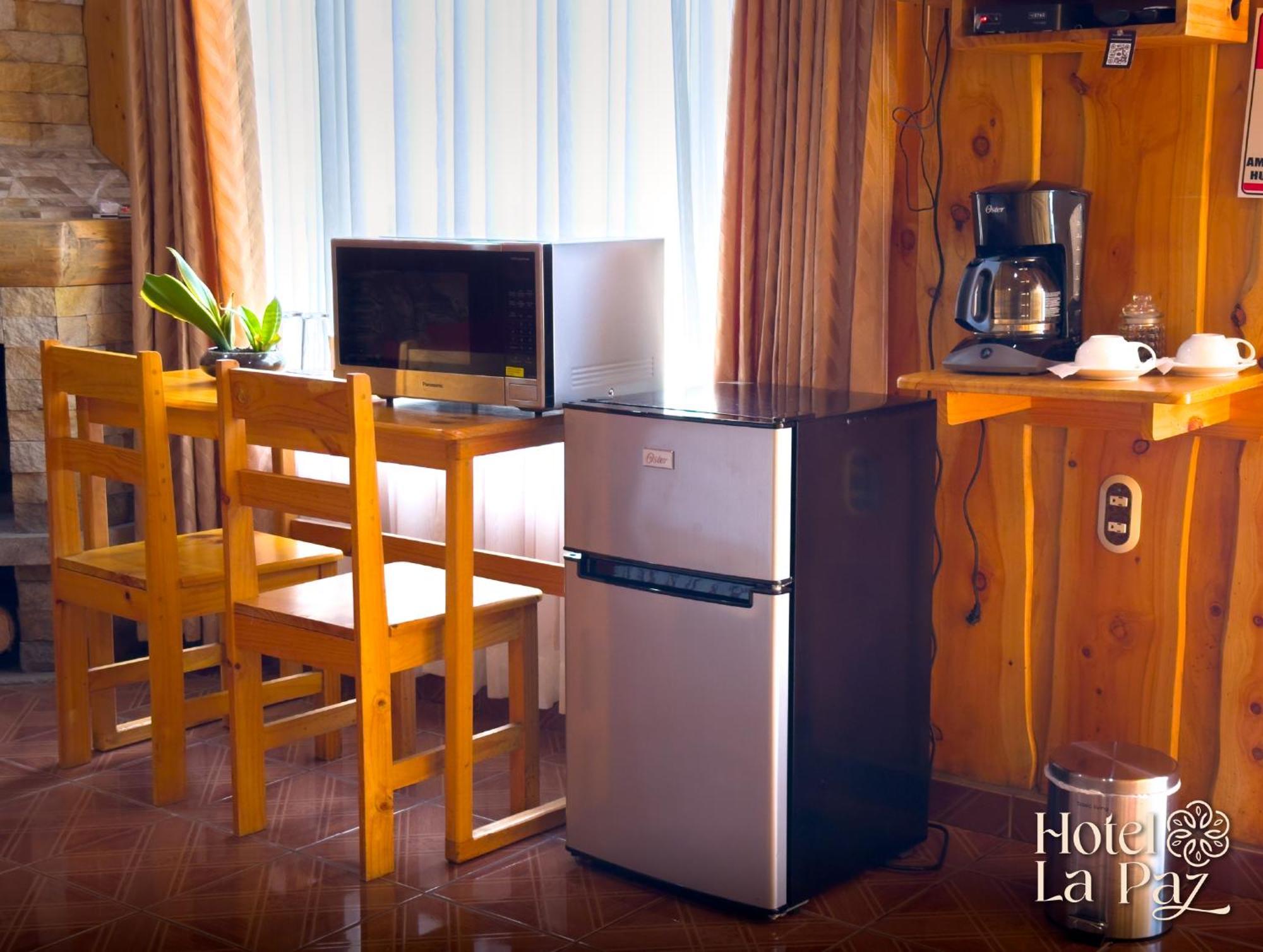 Hotel La Paz Poasito エクステリア 写真