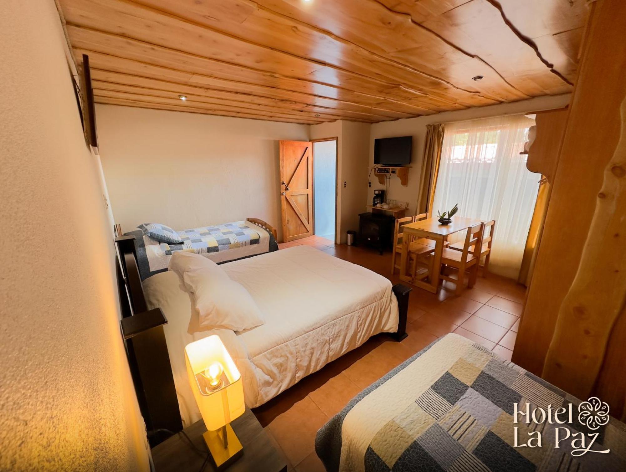 Hotel La Paz Poasito エクステリア 写真