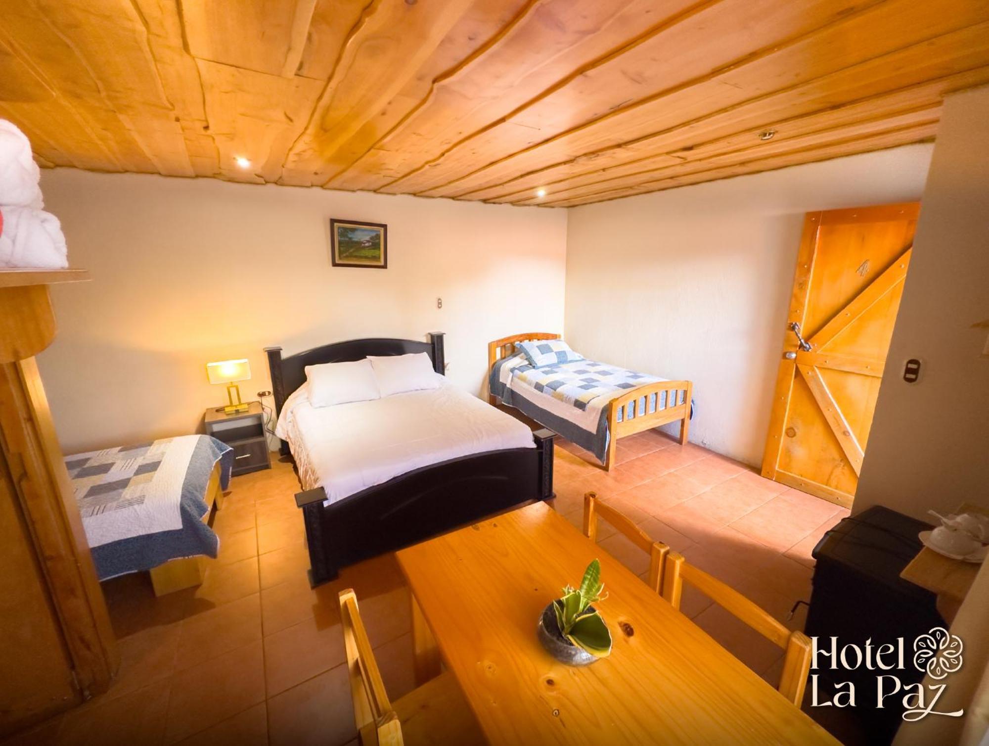 Hotel La Paz Poasito エクステリア 写真