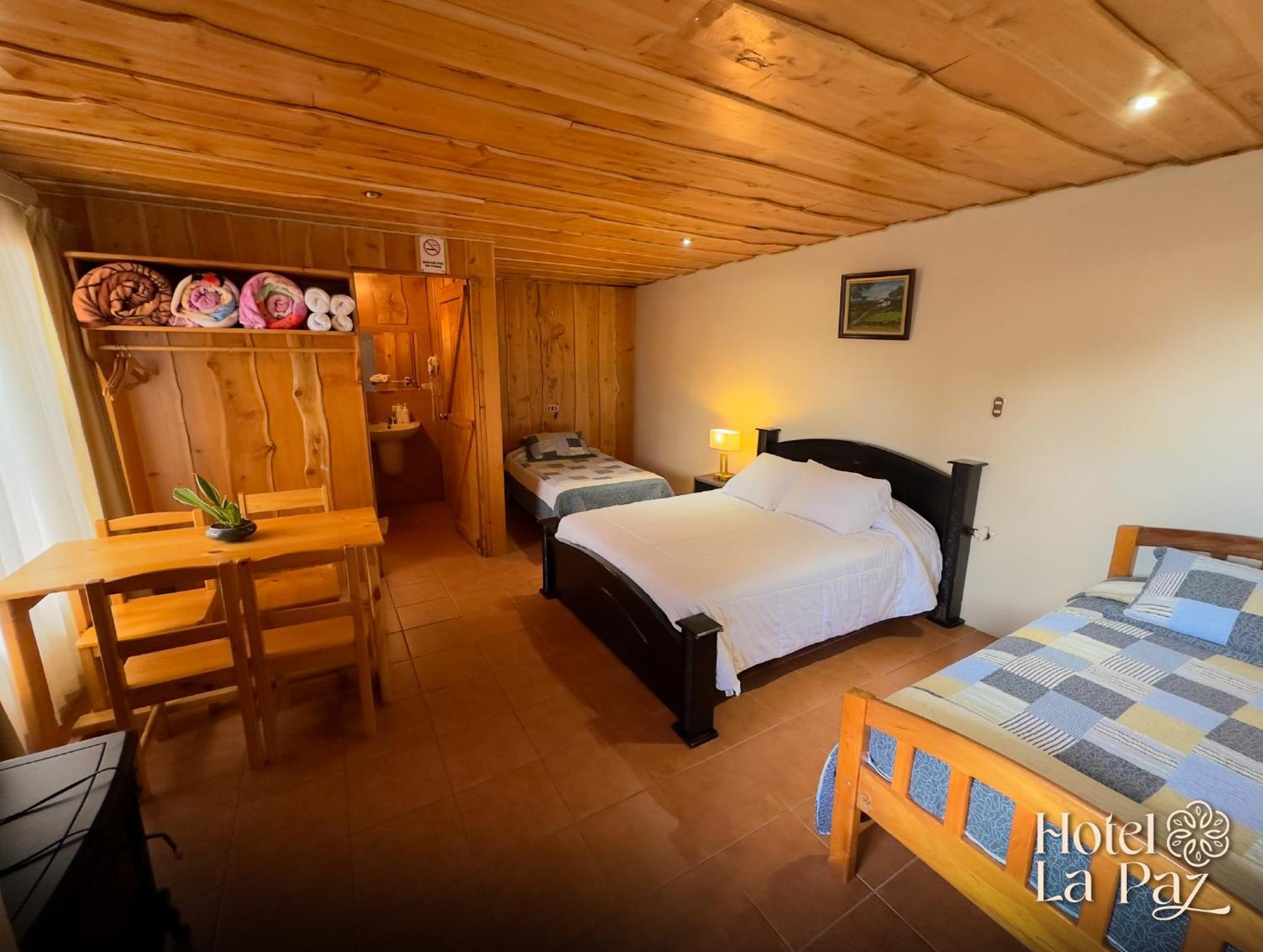 Hotel La Paz Poasito エクステリア 写真