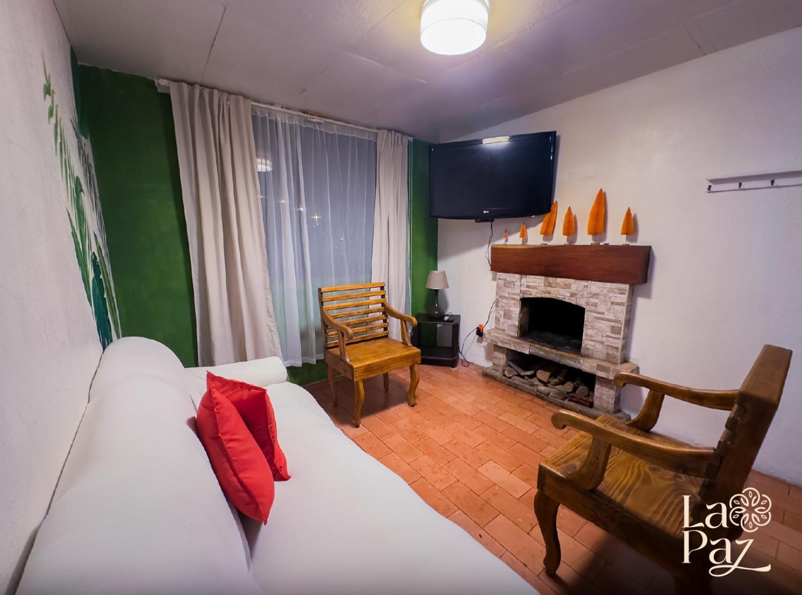 Hotel La Paz Poasito エクステリア 写真