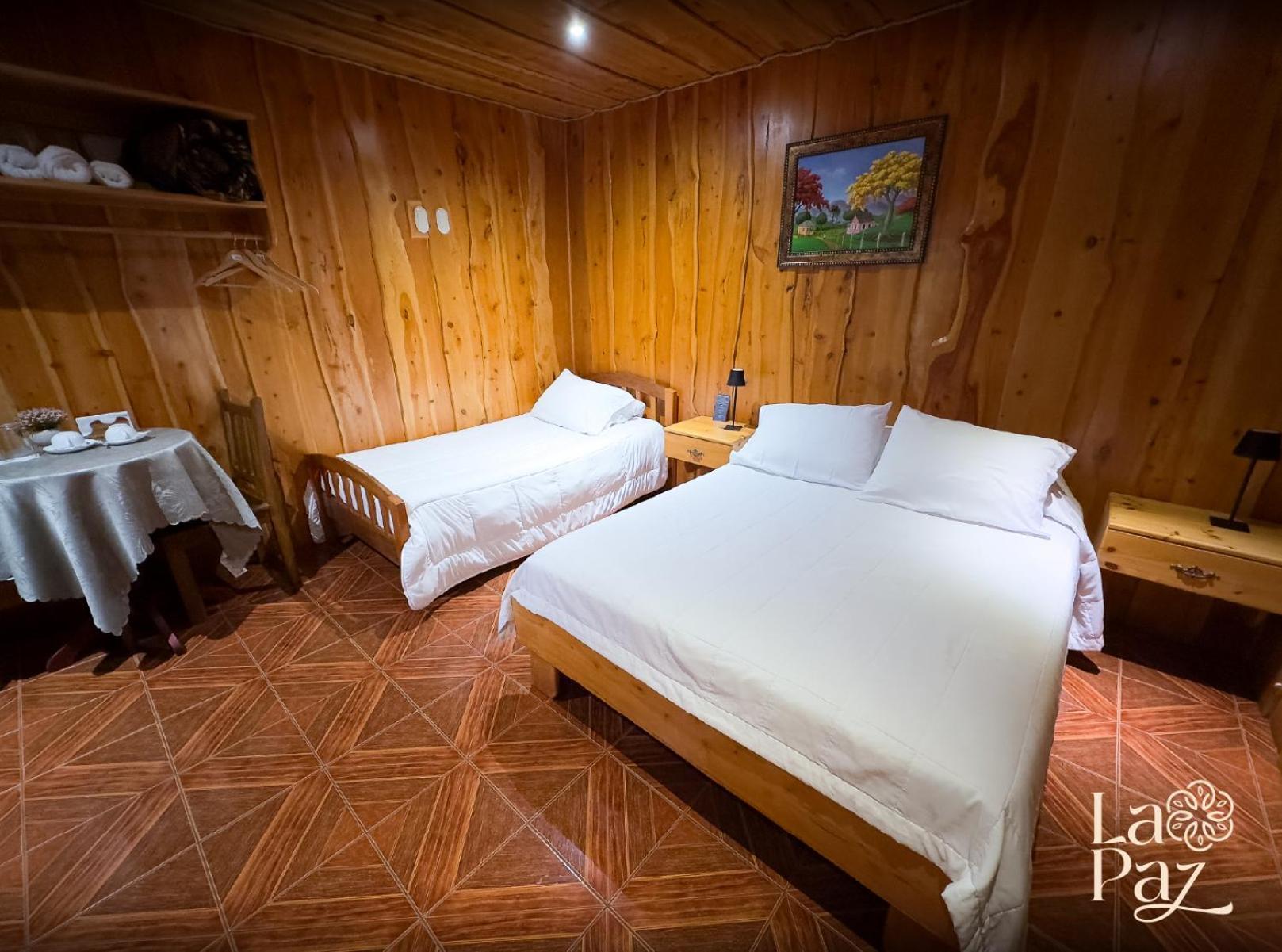 Hotel La Paz Poasito エクステリア 写真